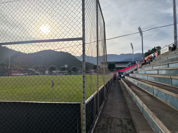 Estádio Romário de Souza Faria - Xerém, RJ