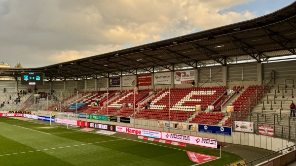 Leuna-Chemie-Stadion - Halle/Saale-Gesundbrunnen