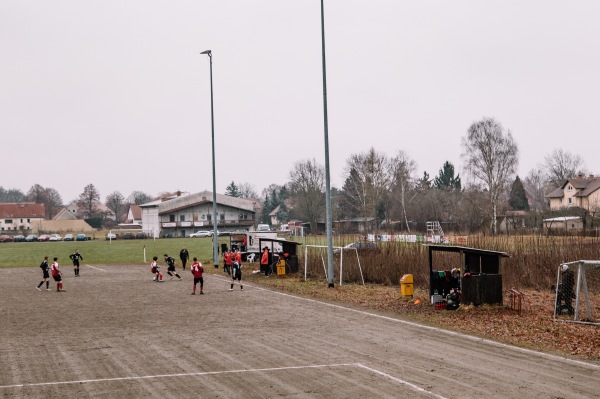 Märchenwaldarena Nebenplatz - Neißeaue-Zodel