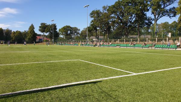 Stadion Miejski w Kamieniu Pomorskim boczne boisko - Kamień Pomorski