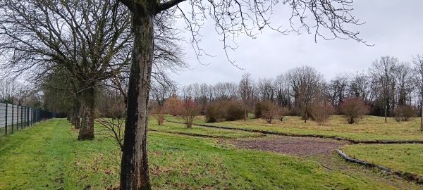 Stadion an der Sonnenschule Nebenplatz - Unna-Massen