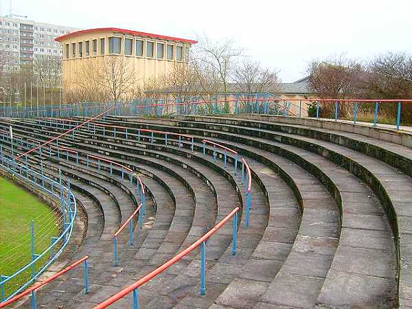 Stadion im Bildungszentrum  - Halle/Saale-Neustadt