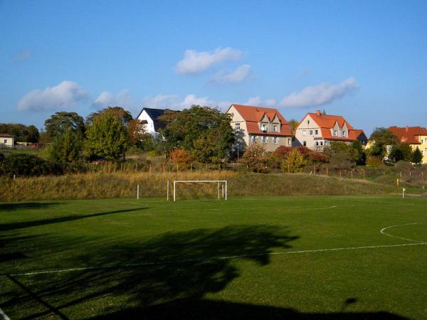 Sportplatz am Bahnhof - Teutschenthal-Teutschenthal Bahnhof