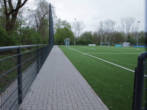 Volksbank Niederrhein Arena Nebenplatz - Moers-Asberg