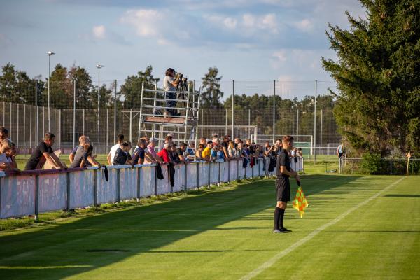 Sportpark Valznerweiher Platz 5 - Nürnberg-Zerzabelshof