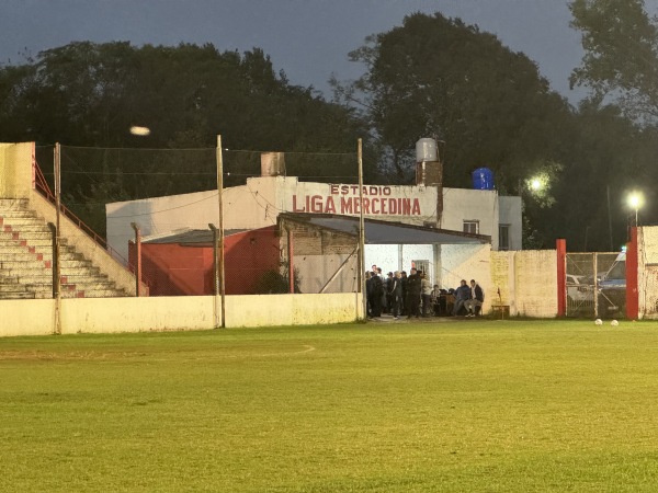 Estadio Liga Mercedina - Mercedes, BA