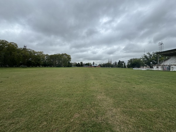 Estadio Municipal de Luján - Luján, BA