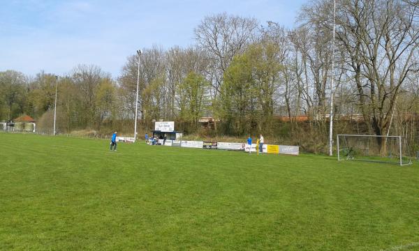 Wald (Park) Stadion - Sehnde