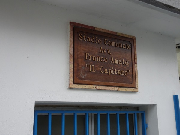 Stadio Comunale Franco Amato - Pietre