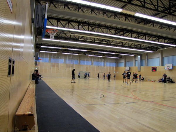 Sporthalle an der Radrennbahn - Leipzig-Kleinzschocher