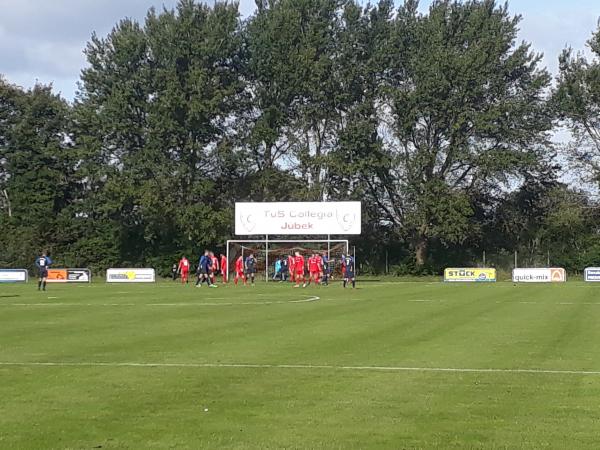 Beek-Stadion - Jübek