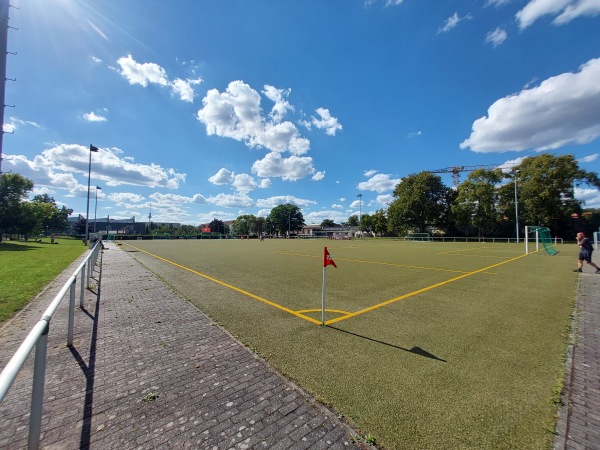Sportanlage Paul-Heyse-Straße Platz 2 - Berlin-Prenzlauer Berg