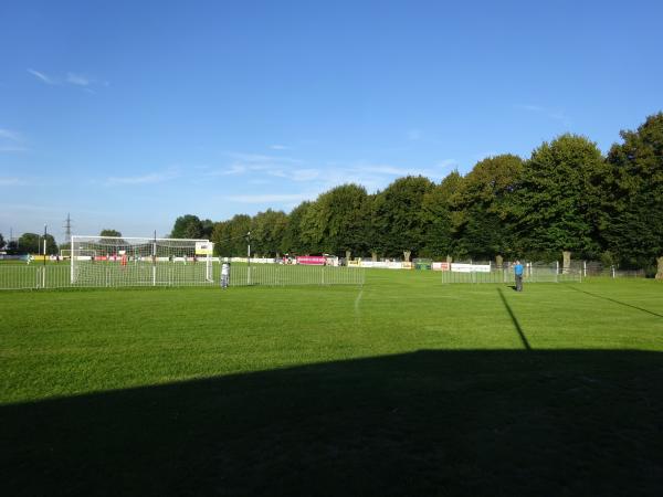 Sportplatz Wilhelmsburg - Wilhelmsburg