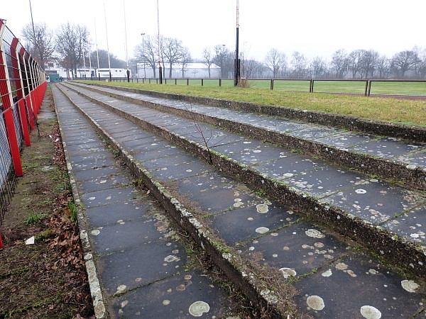 Oststadtstadion der Bezirkssportanlage Bothfeld - Hannover-Bothfeld