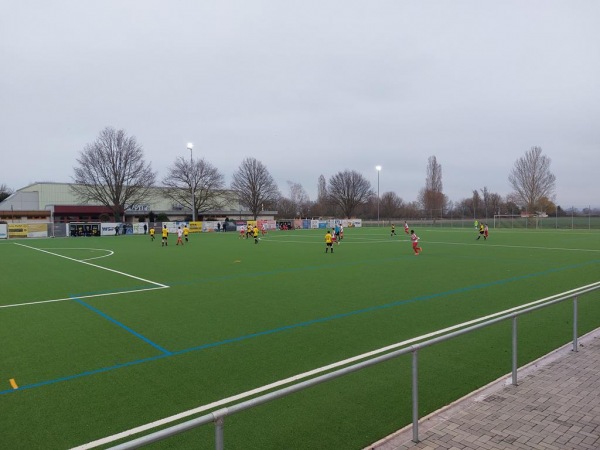 Carl-Bender-Sportanlage Platz 2 - Trebur-Geinsheim