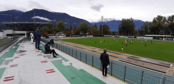 Raika Sportzone - Lana
