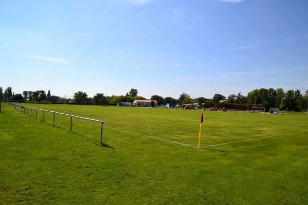 Sportanlage Am Birkenweg - Staßfurt-Glöthe