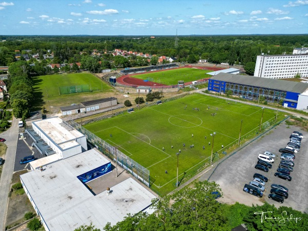 Stadion am Quenz Nebenplatz 1 - Brandenburg/Havel