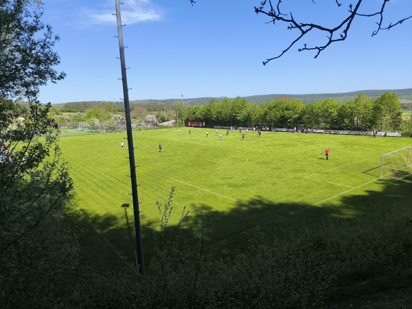 Sportplatz Am Kellerbrunnen - Hausen/Rhön