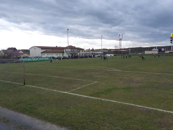 Sportplatz an der Gemeindeverwaltung - Thiendorf