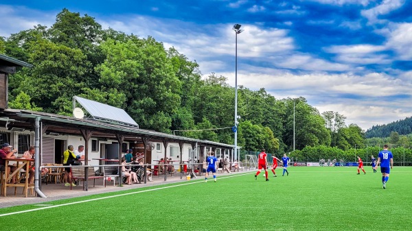 Sportplatz Zum Fels - Wadern-Bardenbach