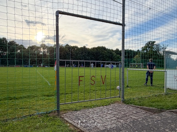 Sportplatz an der Hörselberghalle - Wutha-Farnroda