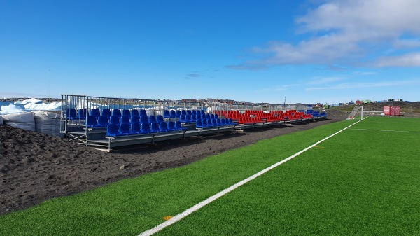 Qeqertarsuaq Stadion - Qeqertarsuaq