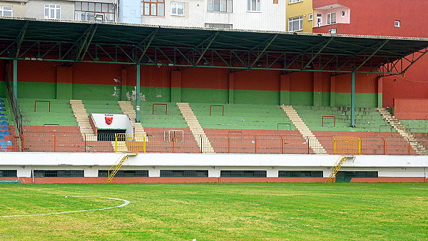 Gaziosmanpaşa Stadyumu - İstanbul 