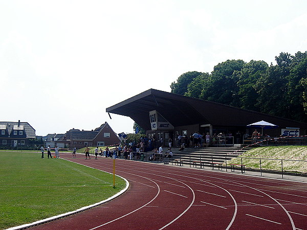 Sportstadion Twistringen - Twistringen