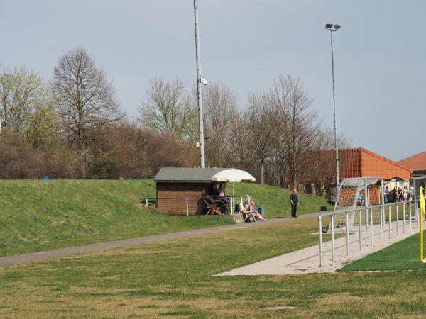 Sportpark Hülschenbrauck - Menden/Sauerland-Platte Heide