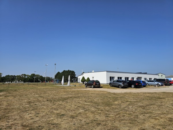 Sportanlage Kietzer Chaussee - Lebus