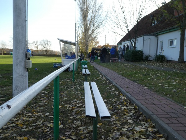 Grün-Weiß-Sportpark - Dommitzsch