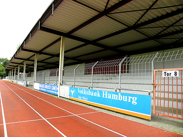Jonny-Arfert-Sportplatz - Hamburg-Lurup