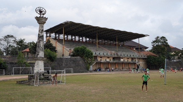 Lapangan Mengwi - Sobangan, Bali