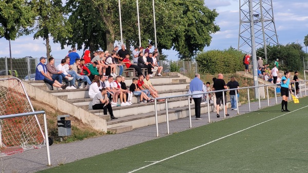 Sportplatz Reichensteinstraße - Troisdorf-Kriegsdorf