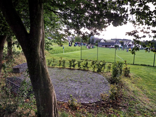 Sportplatz Caller Straße - Meschede-Wallen