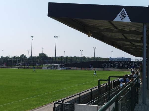 Fohlenplatz / Trainingsgelände am BORUSSIA-PARK Platz 10 - Mönchengladbach