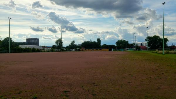 Rudolf-Kalweit-Stadion B-Platz - Hannover-Bult