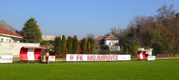 Futbalový štadión Mojmírovce - Mojmírovce