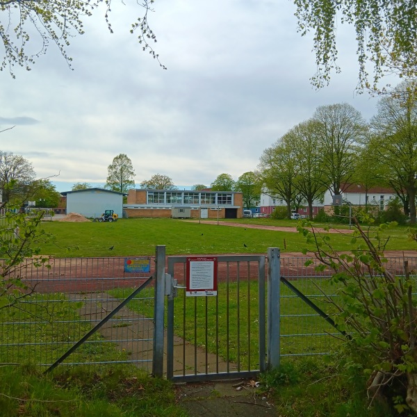Gut-Heil-Stadion D-Platz - Neumünster