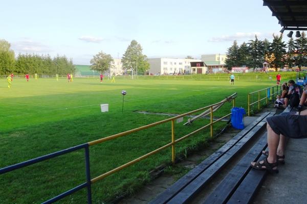 Fotbalové hřiště Chodov - Trhanov
