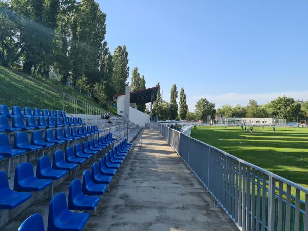 Štadión za traťou - Bratislava-Devínska Nová Ves