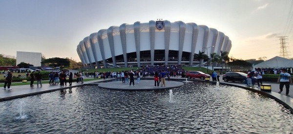 Stadium Sultan Ibrahim - Iskandar Puter