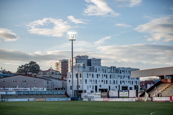 Estadio Municipal A Lomba - Villagarcía de Arosa (Vilagarcía de Arousa), GA