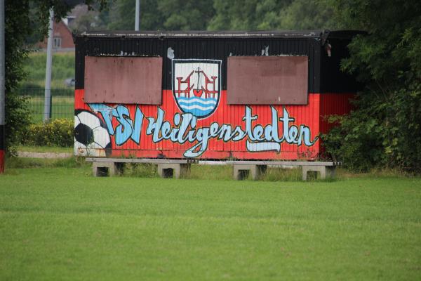 Gemeinde- und Sportzentrum Juliankadamm B-Platz - Heiligenstedten