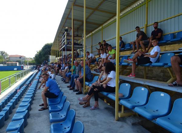Stadion pokraj Jadra - Solin
