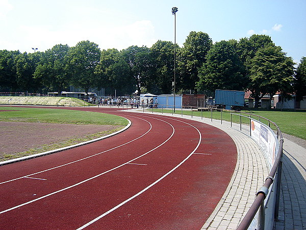 Sportstadion Twistringen - Twistringen