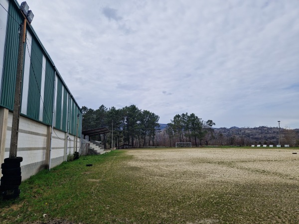 Campo de Fútbol O Marrau - Melón-Quins, GA