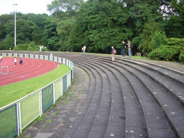 Stadion Löschenhofweg im Covestro-Sportpark - Krefeld-Uerdingen