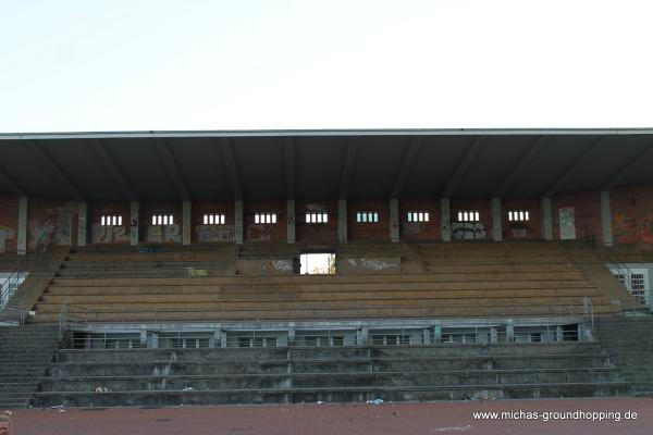 Altes Hochschulstadion - Karlsruhe-Innenstadt-Ost